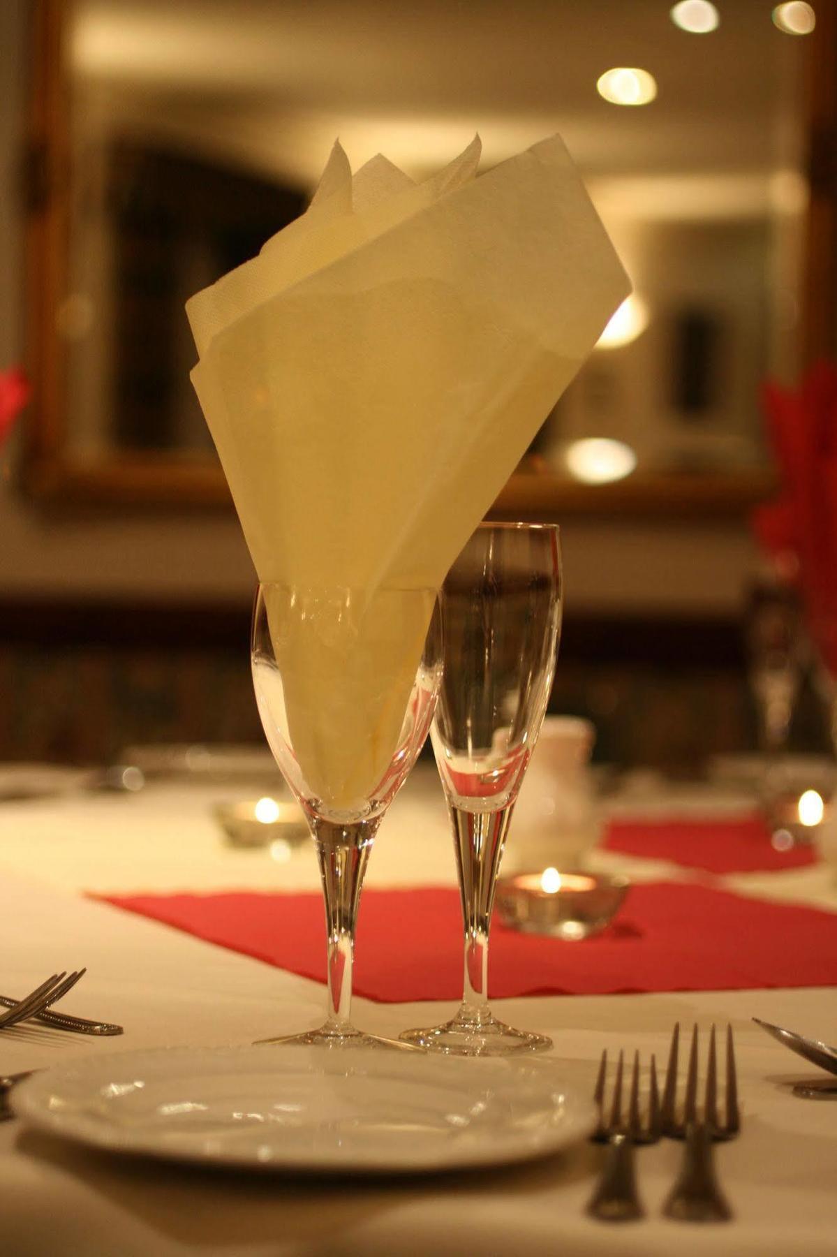 The Town & Country Lodge Dundry Bagian luar foto