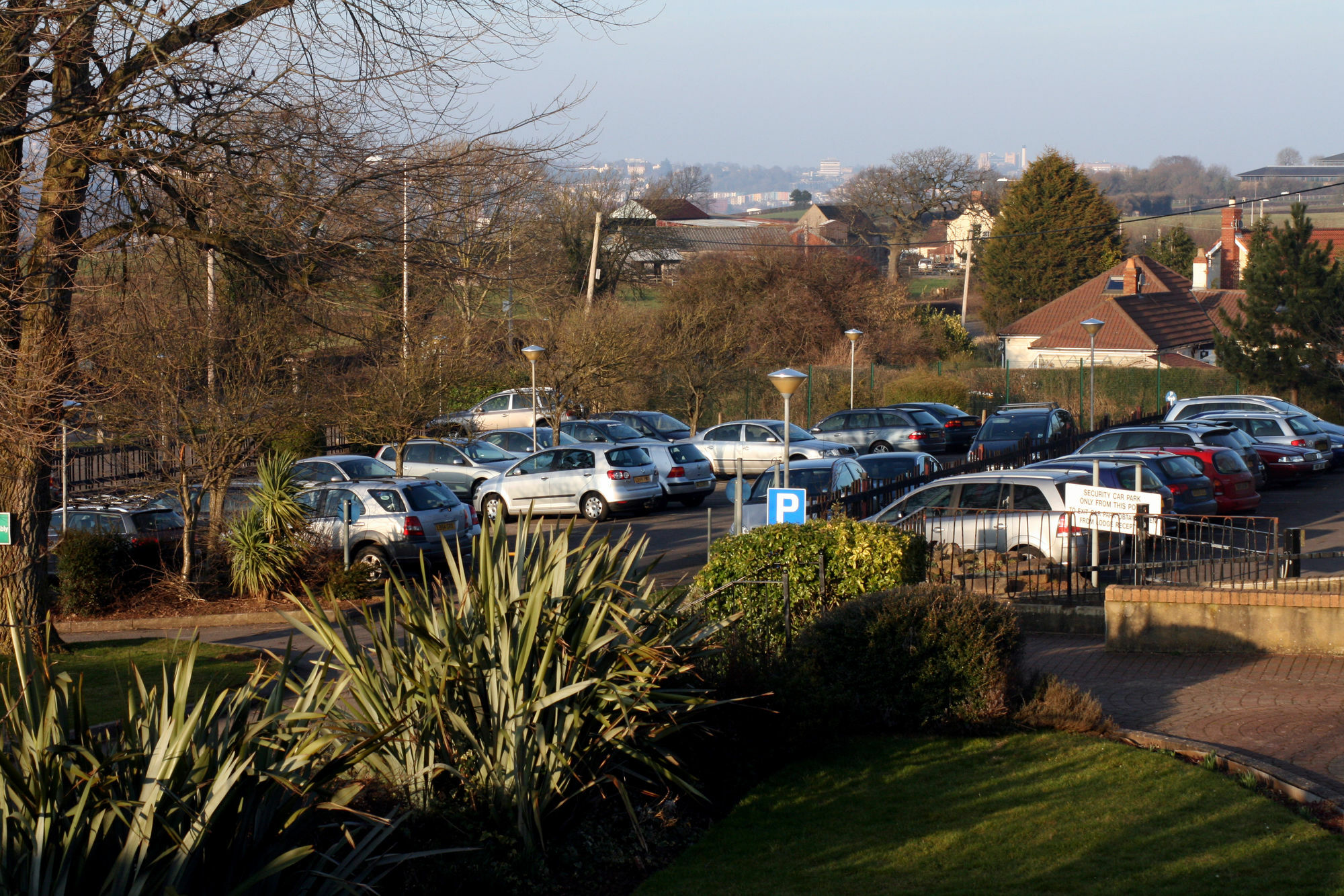 The Town & Country Lodge Dundry Bagian luar foto