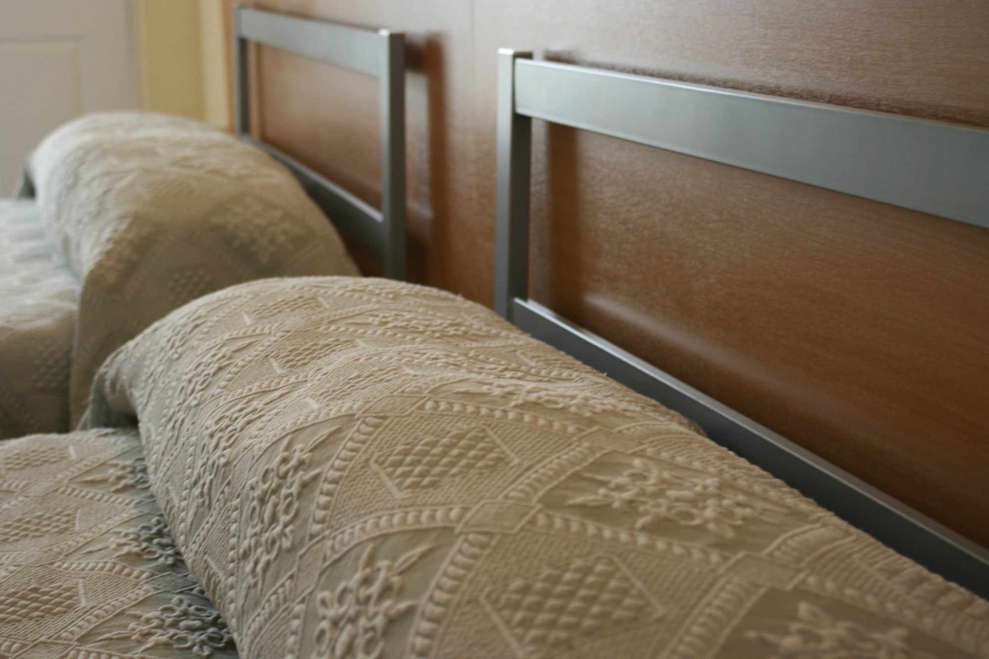 The Town & Country Lodge Dundry Bagian luar foto