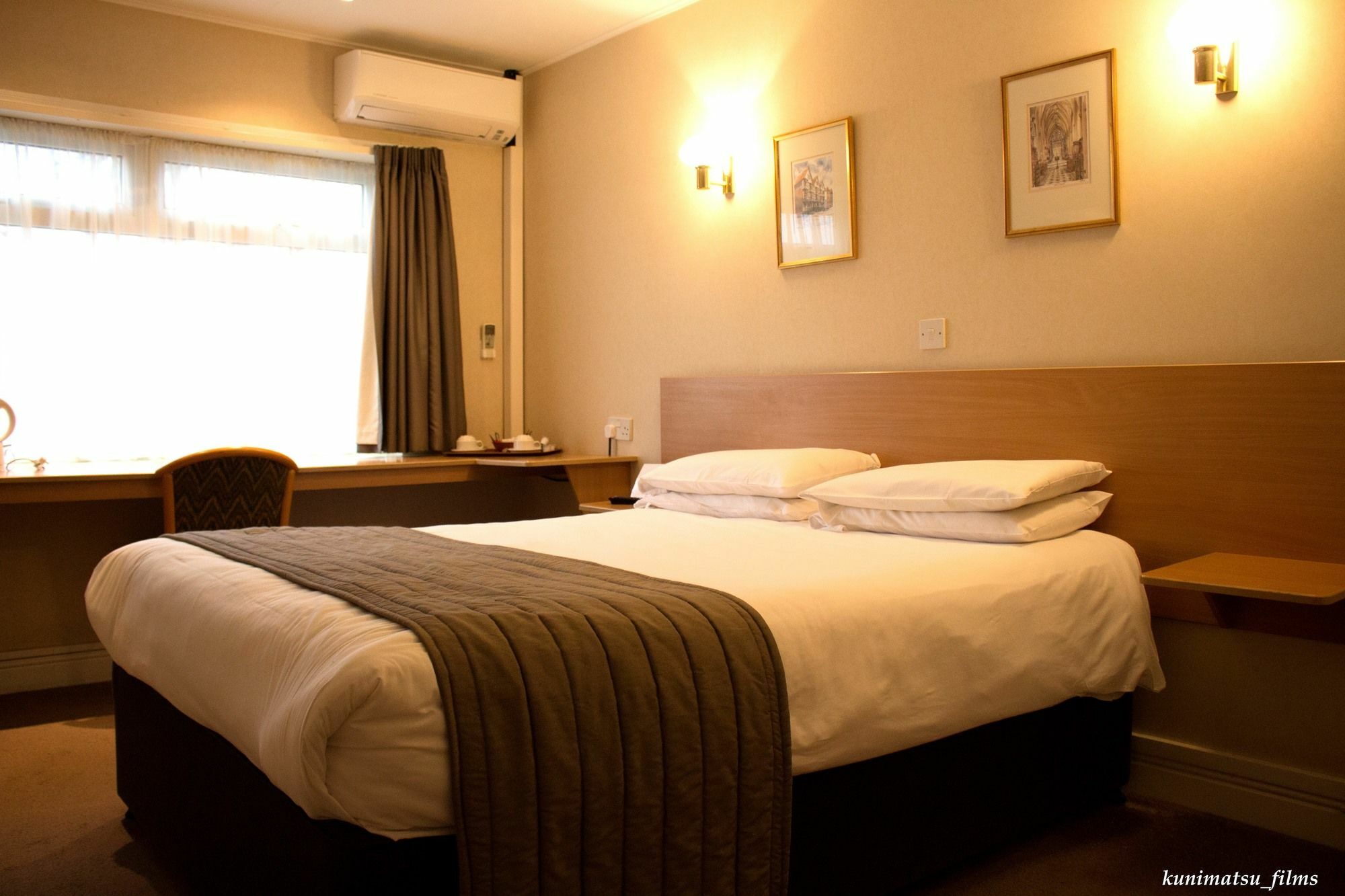 The Town & Country Lodge Dundry Bagian luar foto